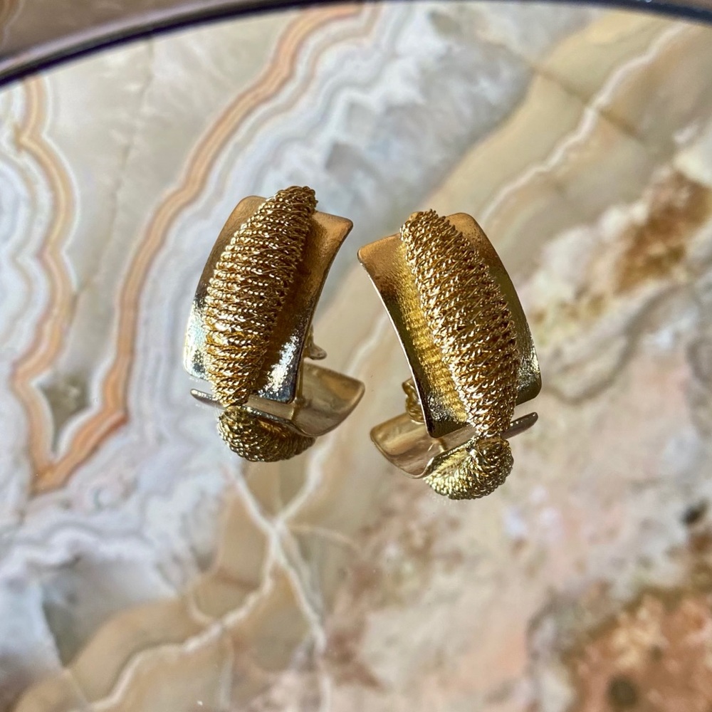 14k Earrings - Gold {PRICE REDUCTION}